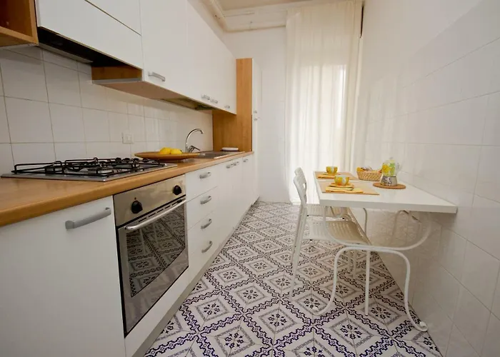 Luminoso, Spazioso Con Aria Condiz E Bici * Viareggio