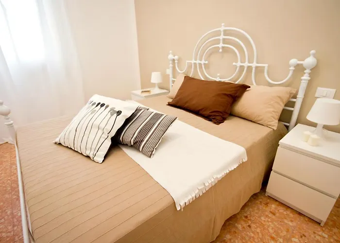 Luminoso, Spazioso Con Aria Condiz E Bici