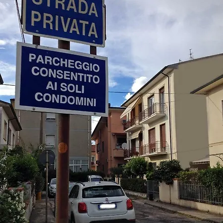 Luminoso, Spazioso Con Aria Condiz E Bici شقة *